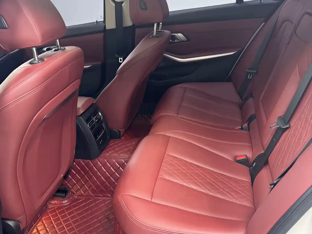 BMW 3 Series 2023 320Li M Sport Package фото 17