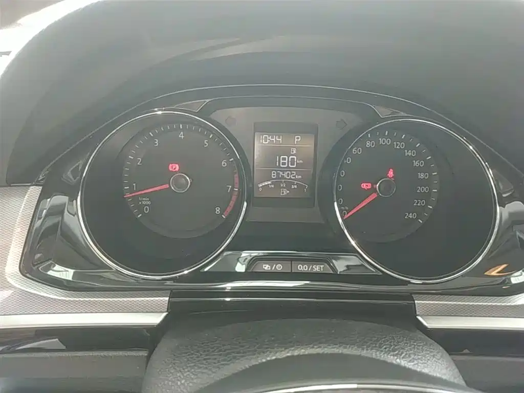 Volkswagen Bora 2016 Model 1.6L Automatic Comfort фото 12