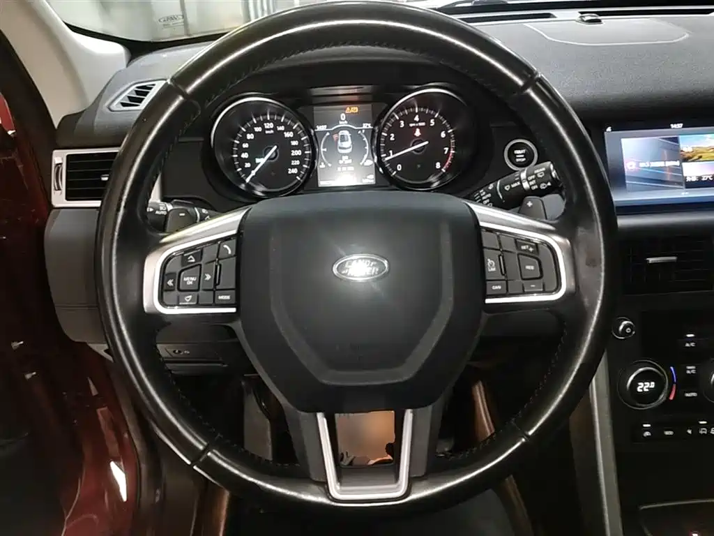 Land Rover Discovery Sport 2017 2.0T SE фото 11