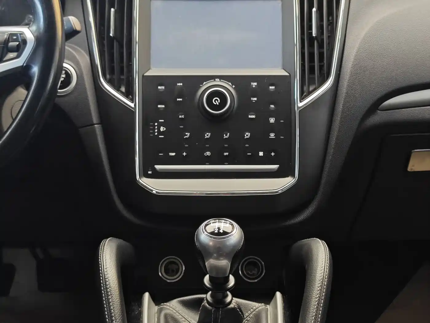 Zotye SR7 2016 2016 1.5T Manual Magic Cube Road Edition China V