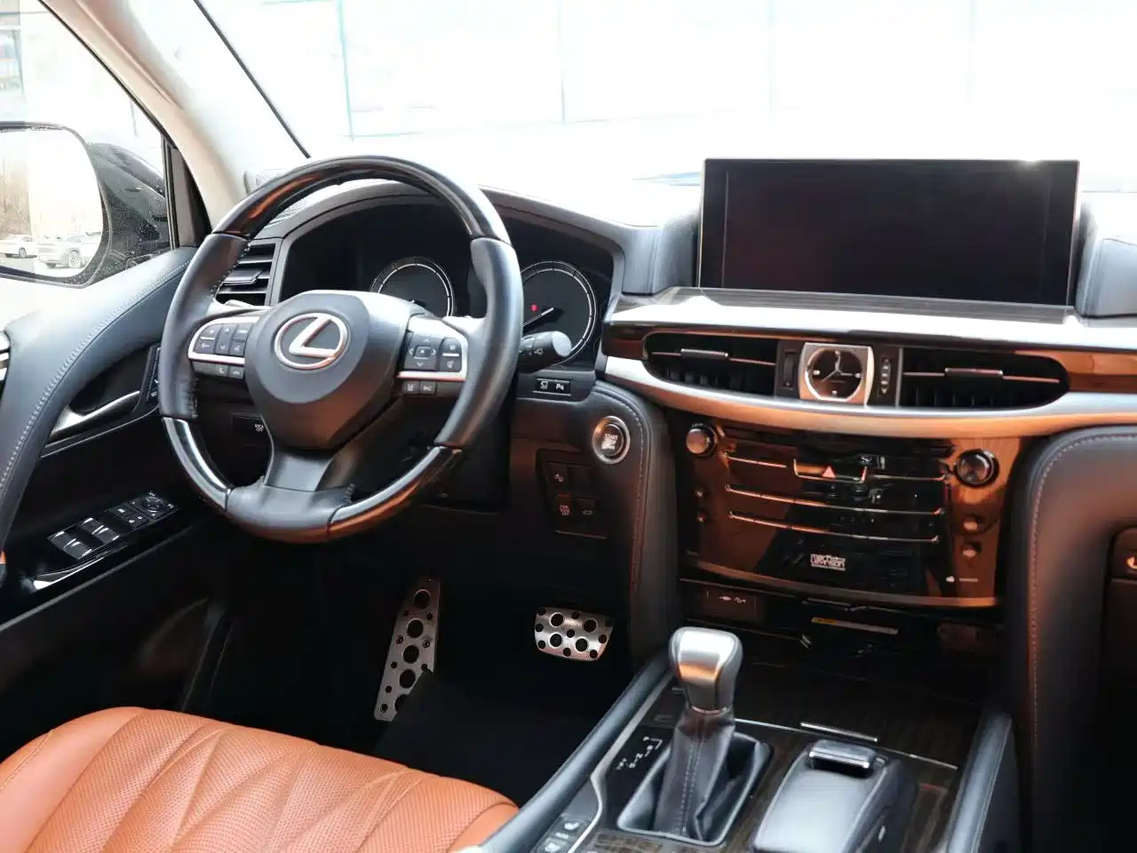 Lexus LX 2019 570 Peak Special Edition фото 5