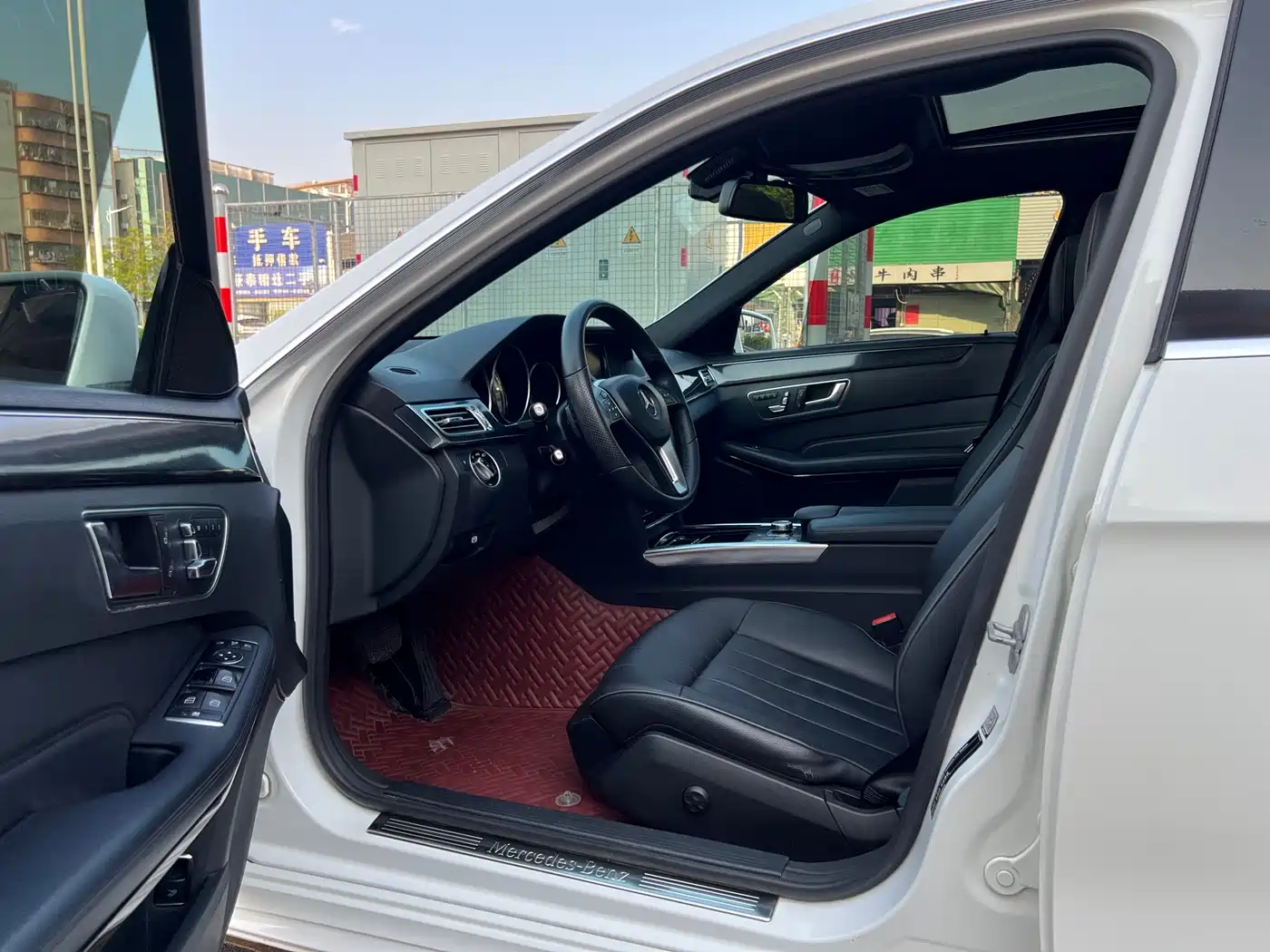 Mercedes-Benz E-Class 2015 E 260 L Sport фото 8