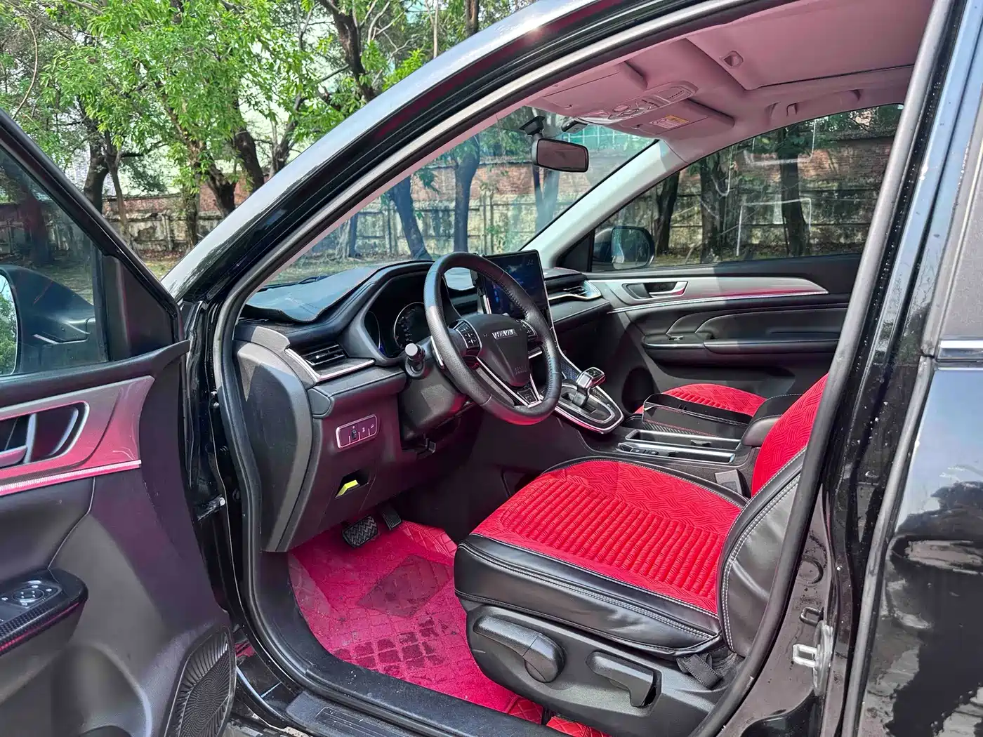 Haval M6 2021 PLUS 1.5T DCT Luxury Smart Connect фото 5