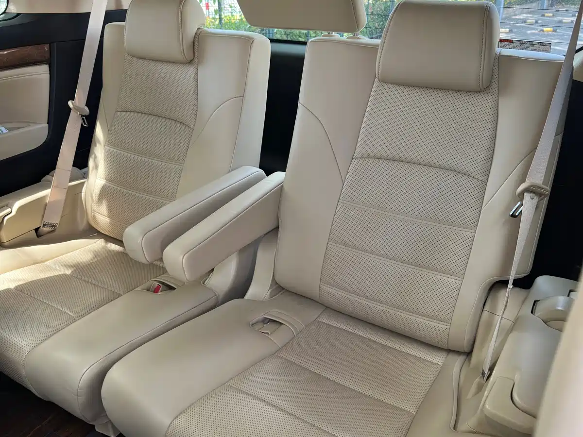 Toyota Alphard 2018 3.5L Premium фото 17