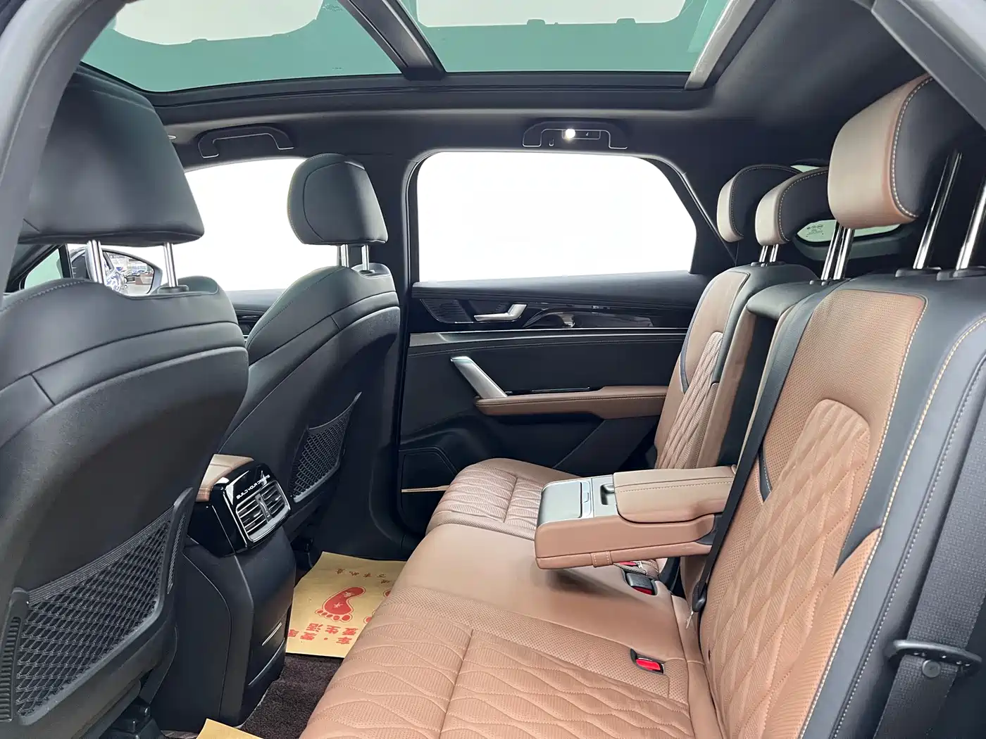BYD Tang New Energy 2023 Model DM-i Champion Edition 112KM Deluxe фото 17