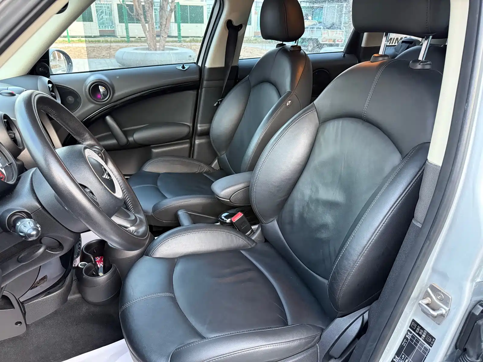Photo 15 - MINI COUNTRYMAN