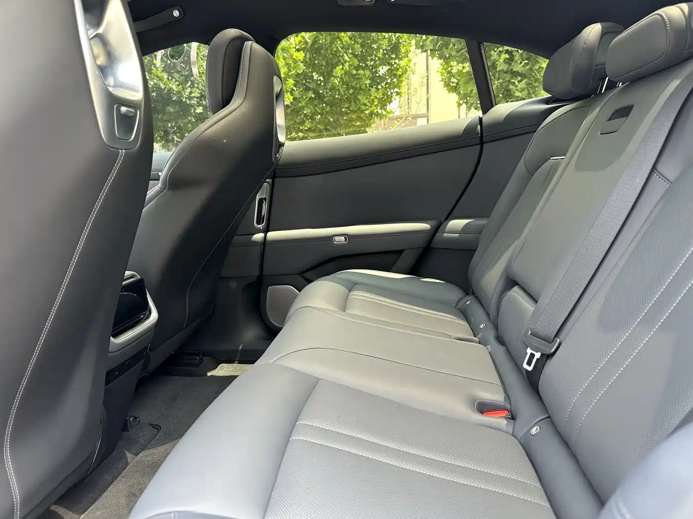Xiaomi Auto Xiaomi YU7 2025 Extended Range RWD Edition фото 4