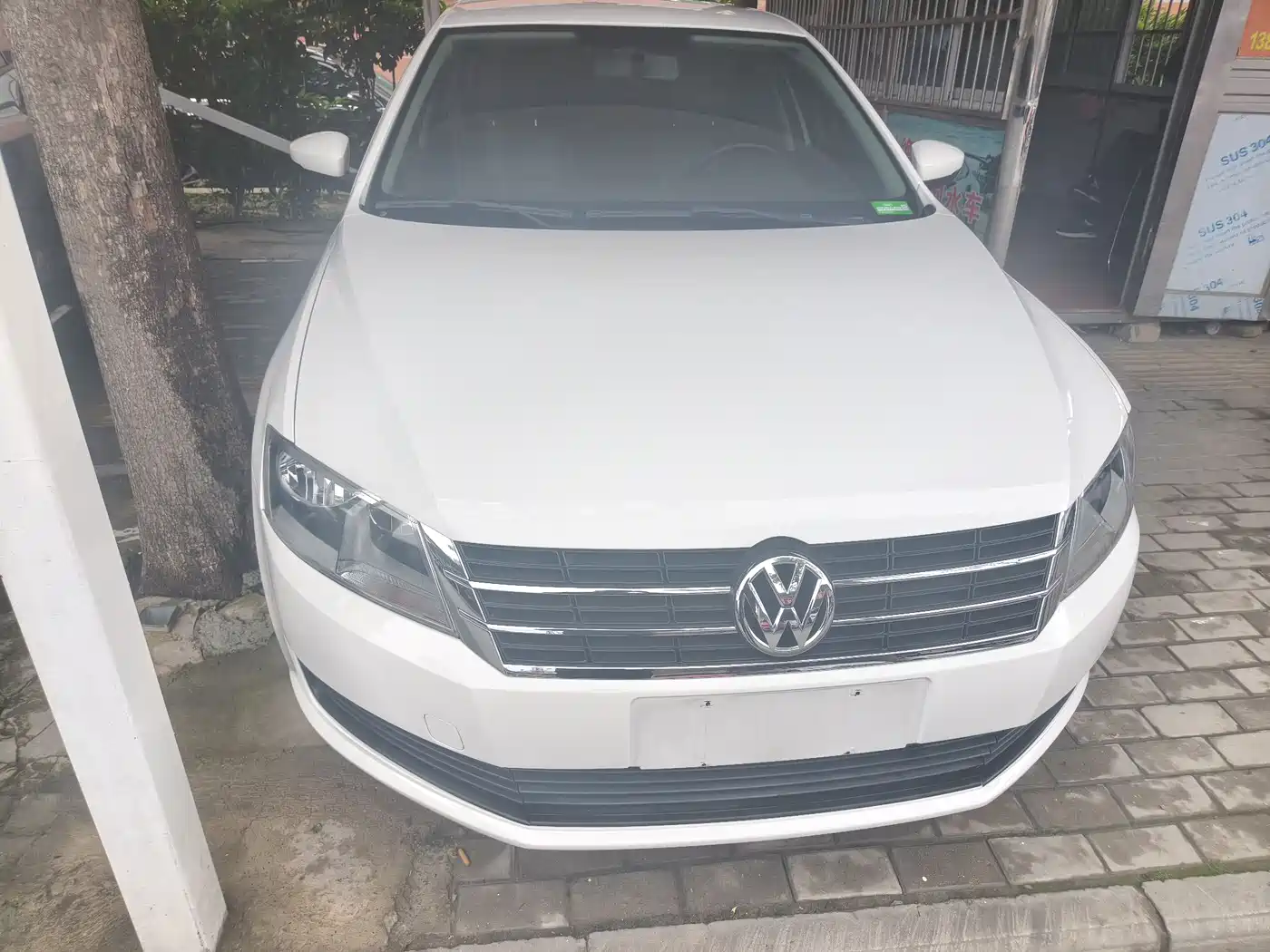 Volkswagen Lavida 2013 Facelift Classic 1.6L Automatic Trend фото 2
