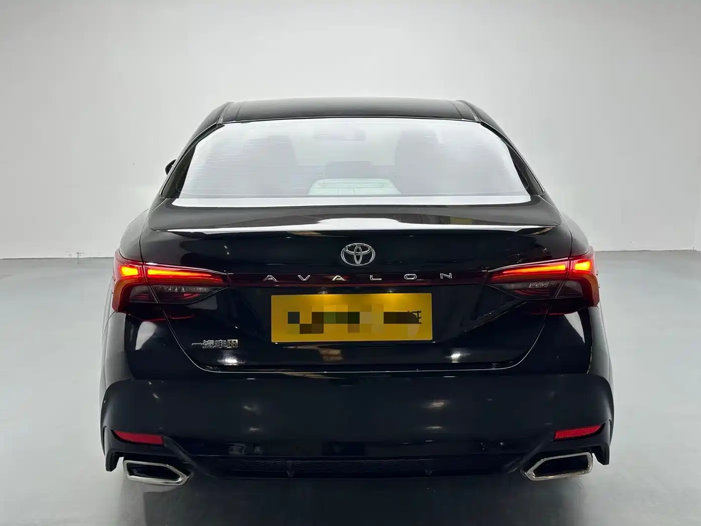 Toyota Avalon 2022 2.0L Luxury Edition фото 8