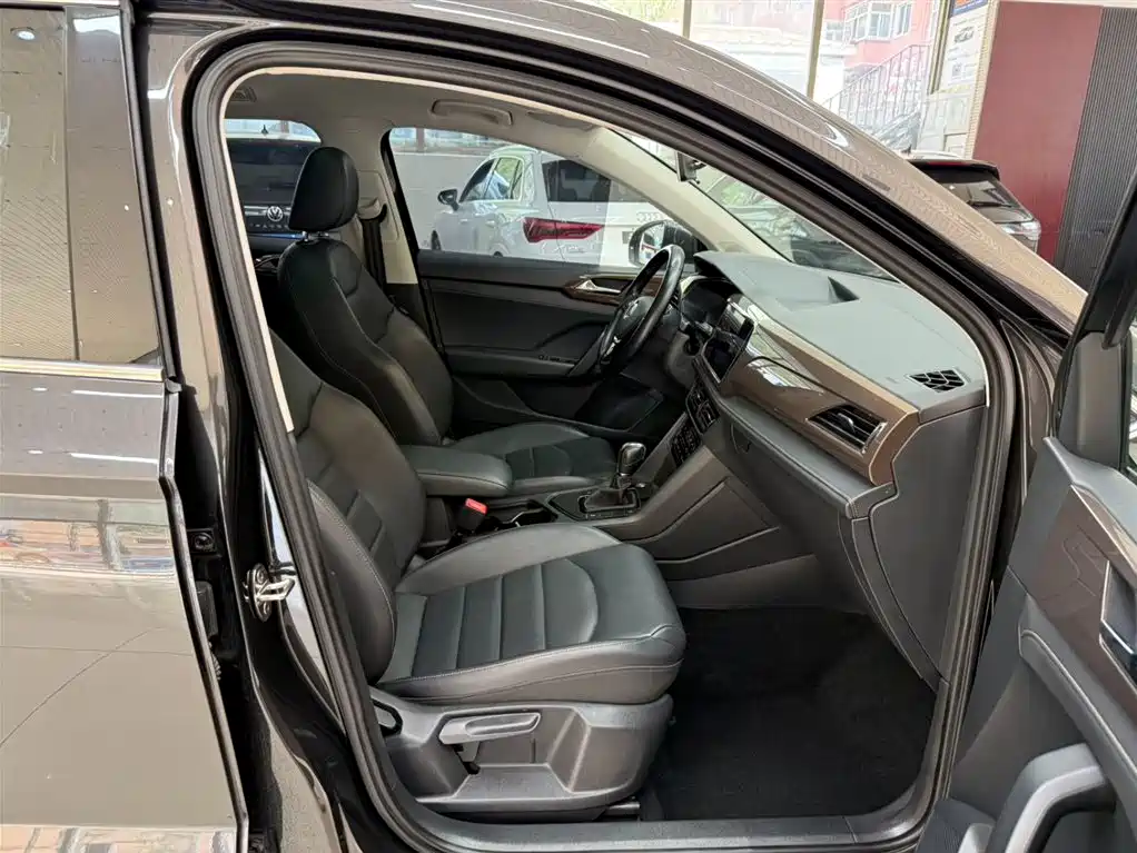 Volkswagen Tharu 2021 280TSI 2WD Luxury Plus фото 21