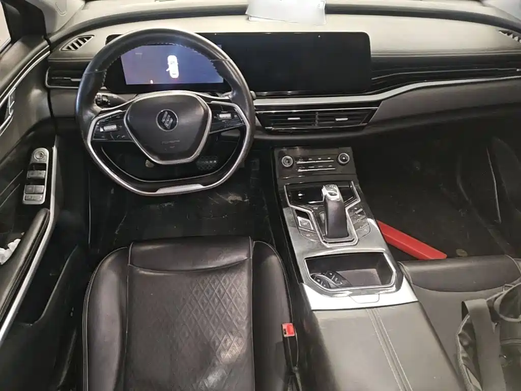 JMCG New Energy Yi 2022 2021 500km Shining Youth Long Range Edition