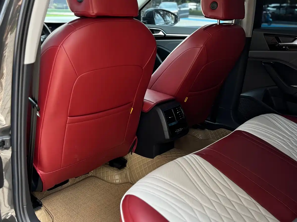 Volkswagen Sagitar 2022 280TSI DSG Excellence Edition фото 5