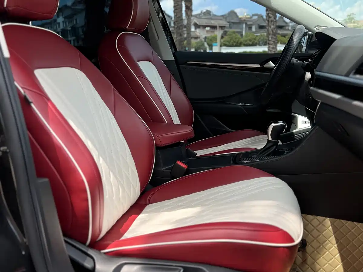 Volkswagen Sagitar 2022 280TSI DSG Excellence Edition фото 6