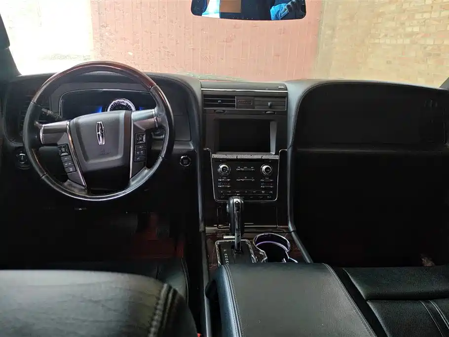 Lincoln Navigator 2016 3.5T AWD фото 12