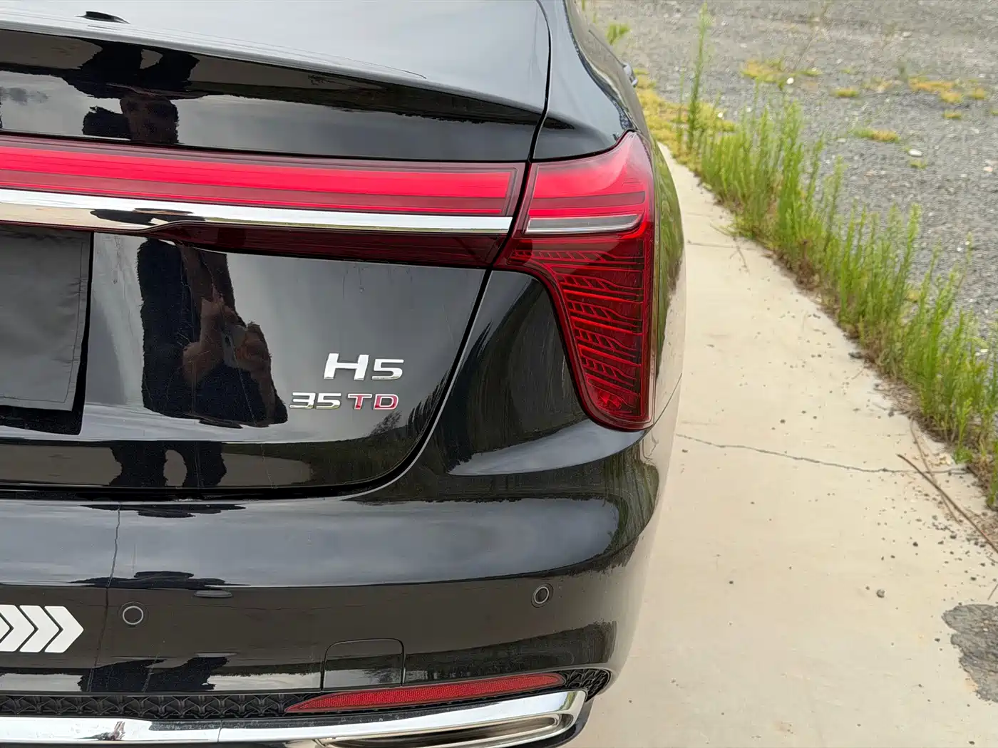 Hongqi H5 2026 2025 1.5T DCT Flag Rhythm 500,000 Units Memorial Edition