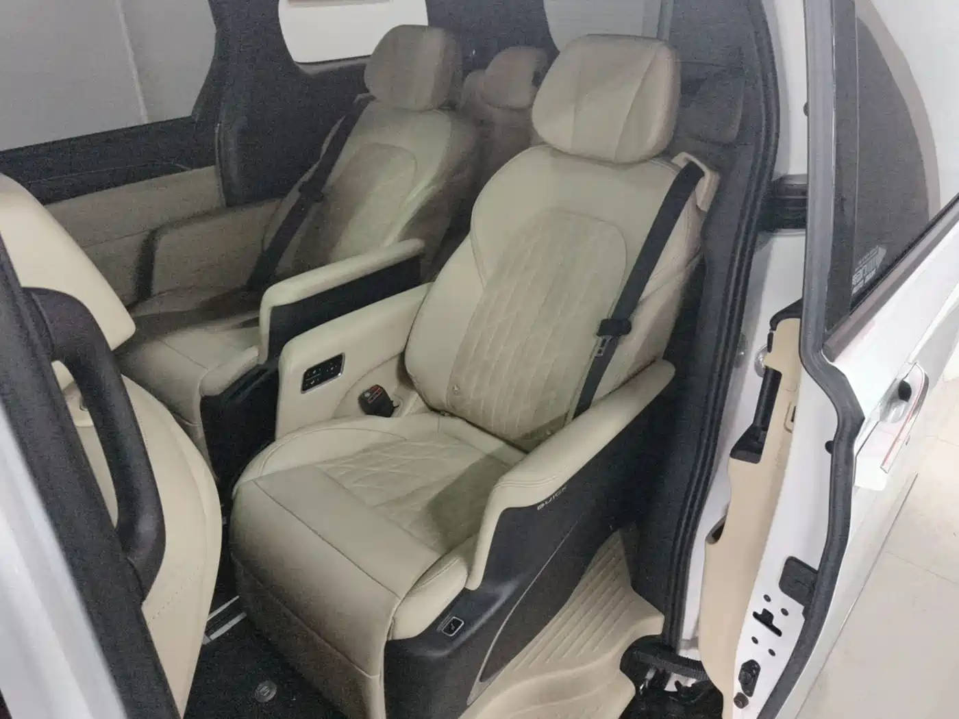Buick GL8 2022 ES Landmark 653T Flagship фото 14