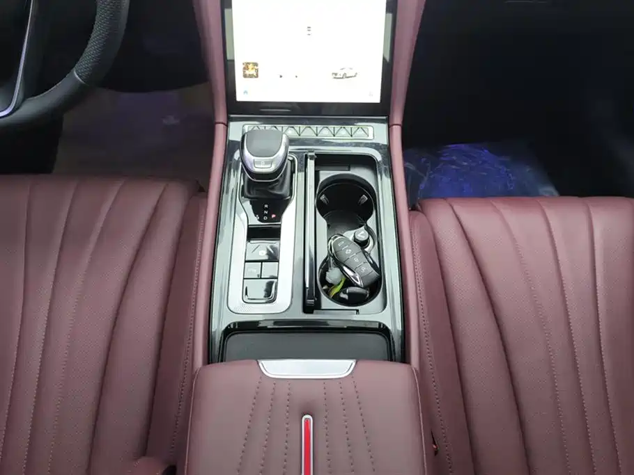 Hongqi H5 2024 1.5T DCT Smart Connect Flag Rhythm Edition фото 16
