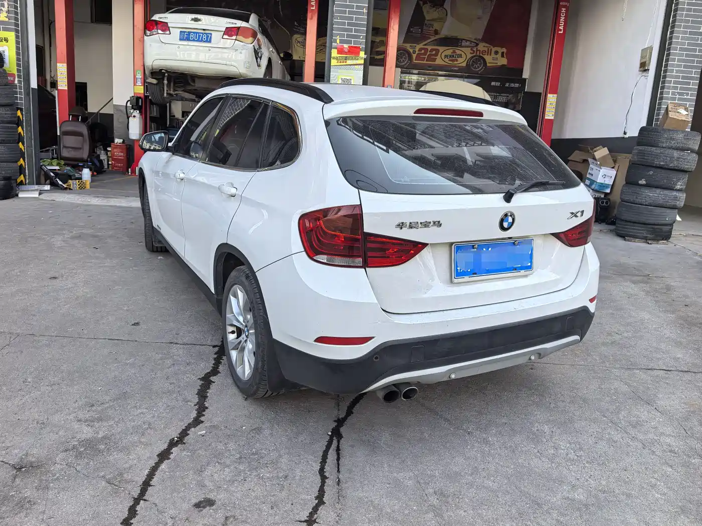 BMW X1 2014 sDrive18i Fashion Edition фото 7