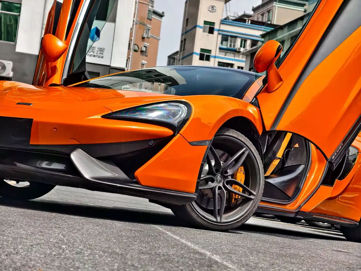 McLaren 570 2016 570GT 3.8T Coupe фото 3