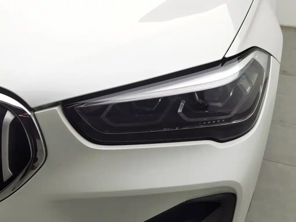 Фото 7 - BMW X1