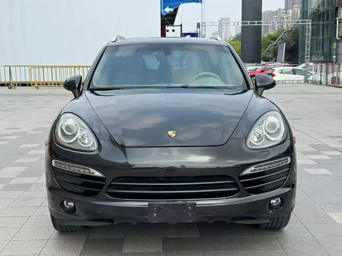 Porsche Cayenne фото 2