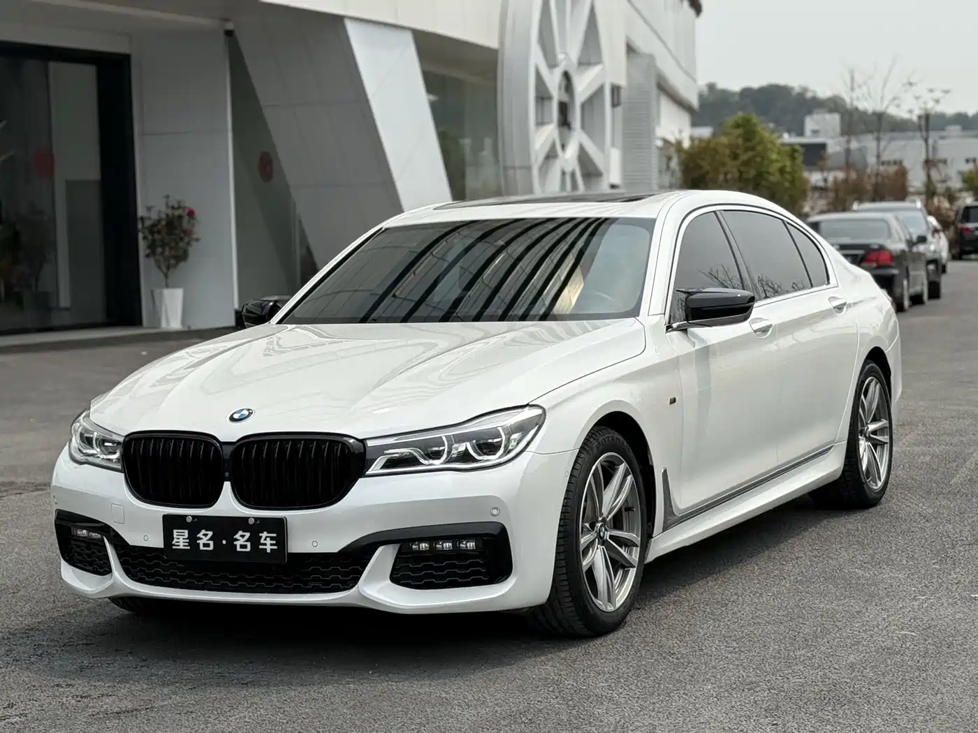BMW 7 Series 2018 730Li Premium Type M Sport Package