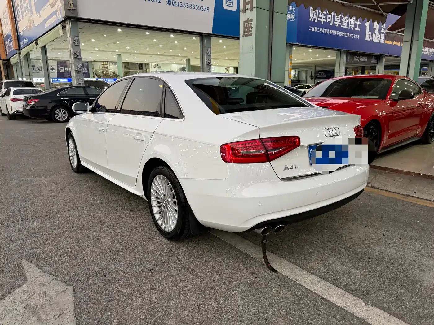 Audi A4L 2015 35 TFSI Auto Comfort фото 2