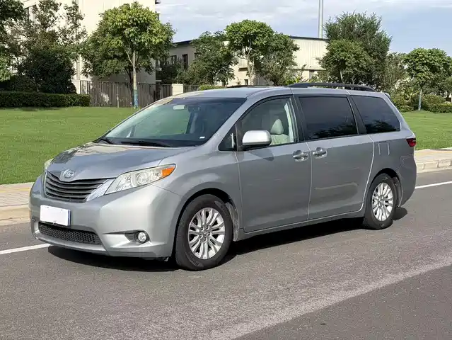  Toyota Toyota Sienna 2015 3.5L 2WD L
