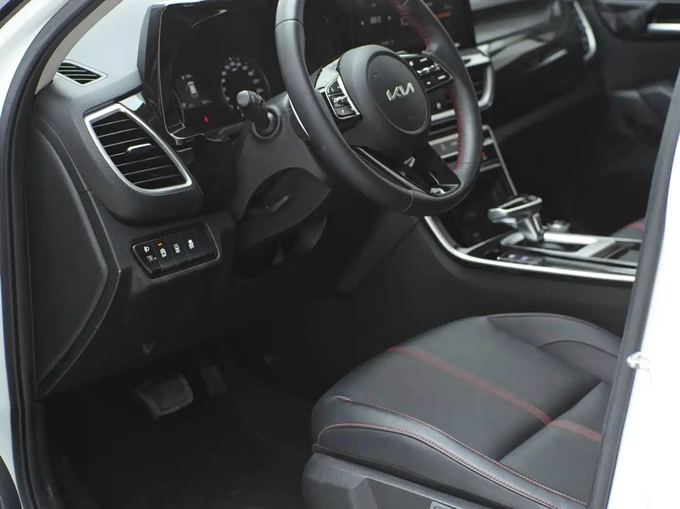 Kia KX3 Smart Run 2021 1.5L CVT Fashion Edition фото 14