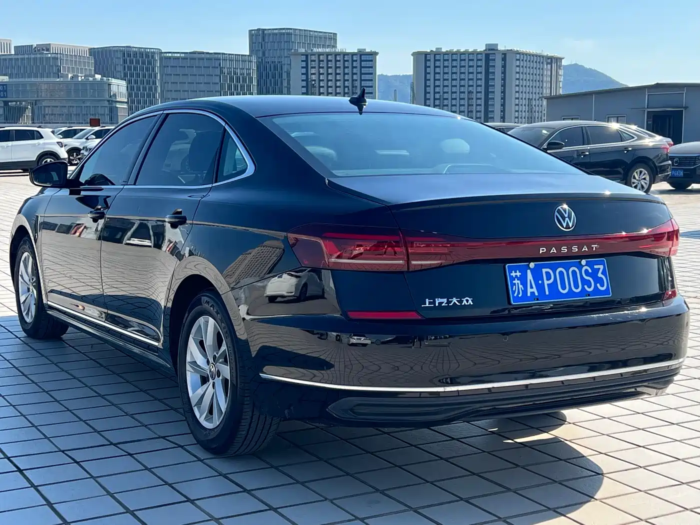 Volkswagen Passat 2024 280TSI Business Edition фото 4