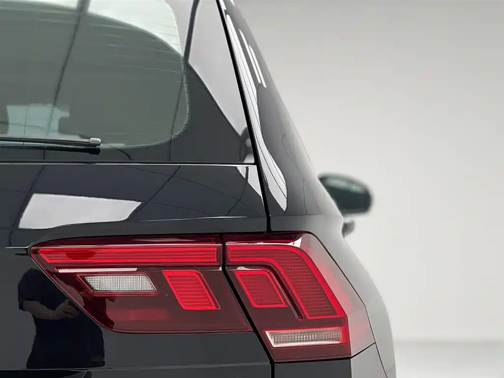 Volkswagen Tiguan L 2023 280TSI 2WD Trend Limited Edition фото 15