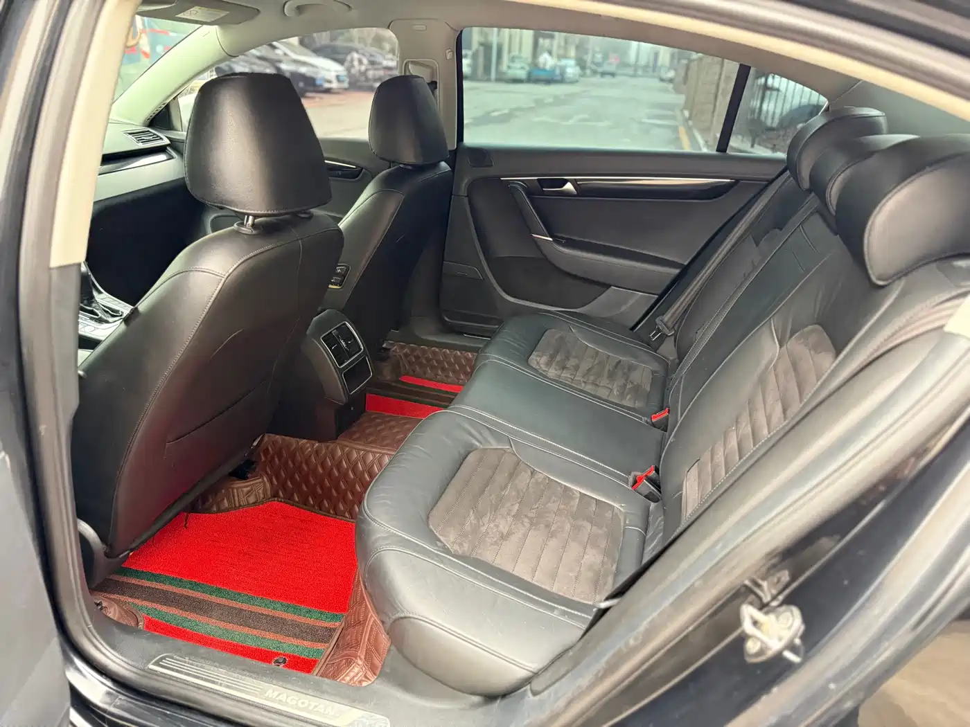 Volkswagen Magotan 2015 1.8TSI Luxury фото 5