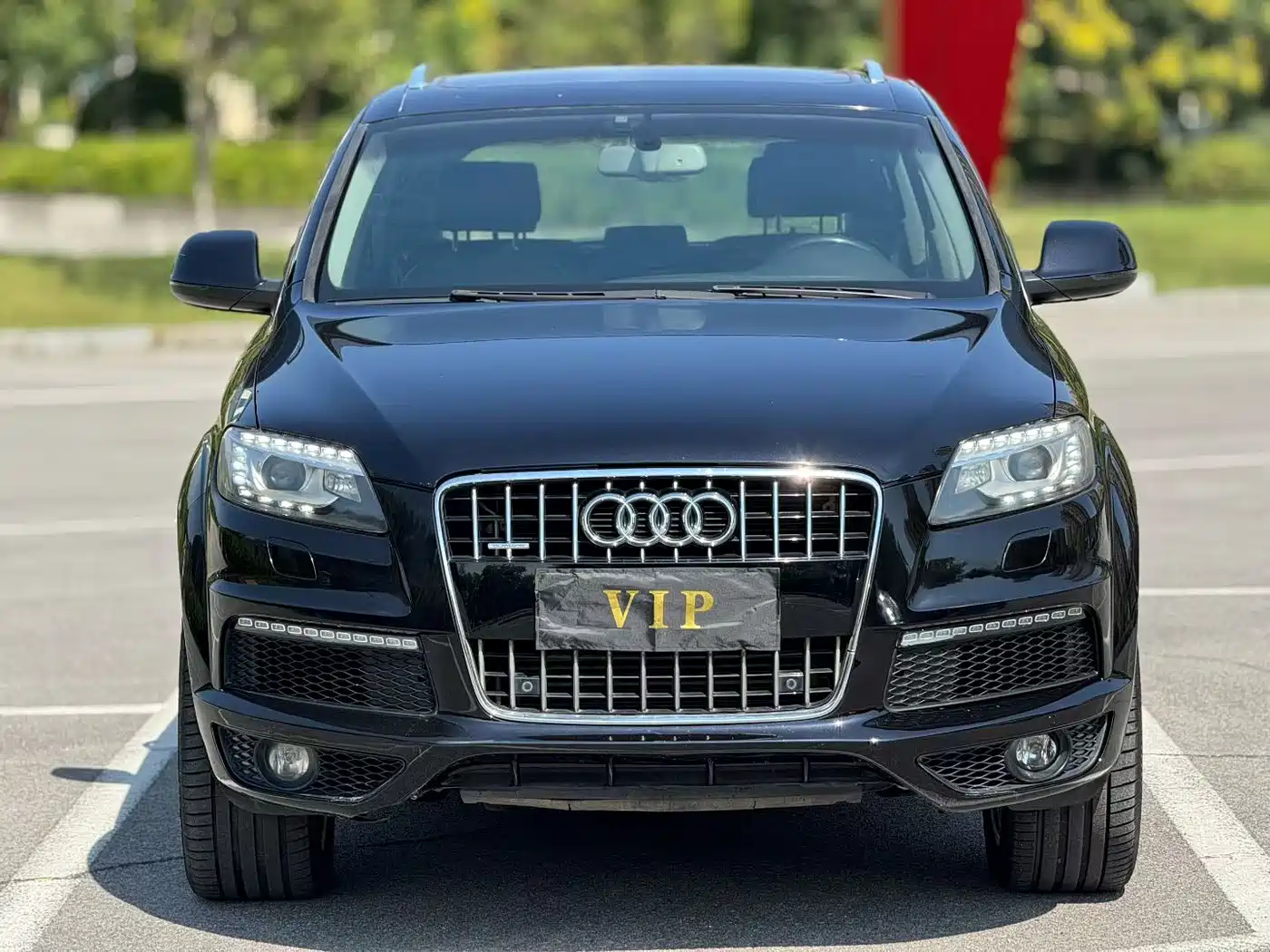 Фото 2 - Audi Q7