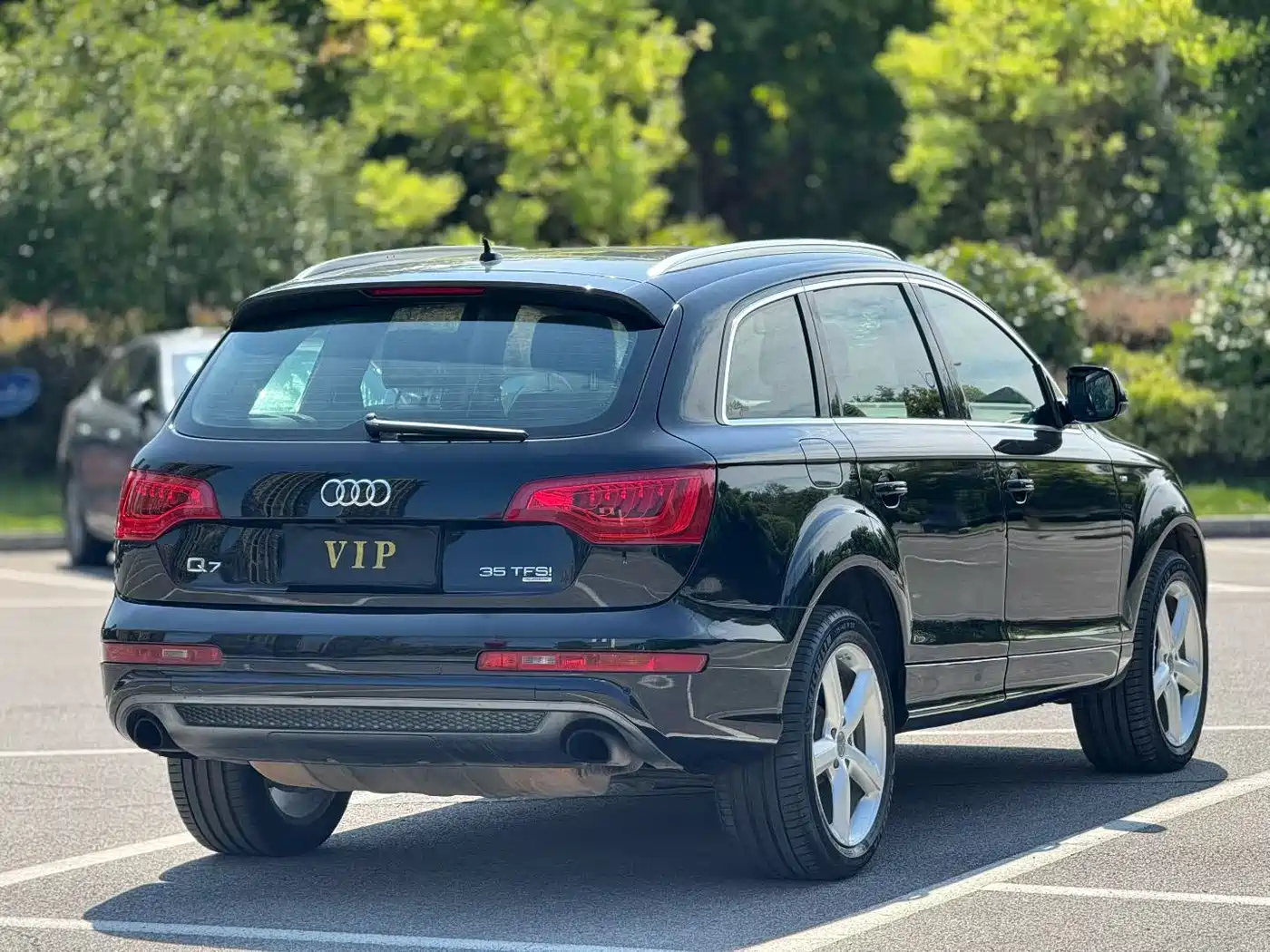 Фото 9 - Audi Q7