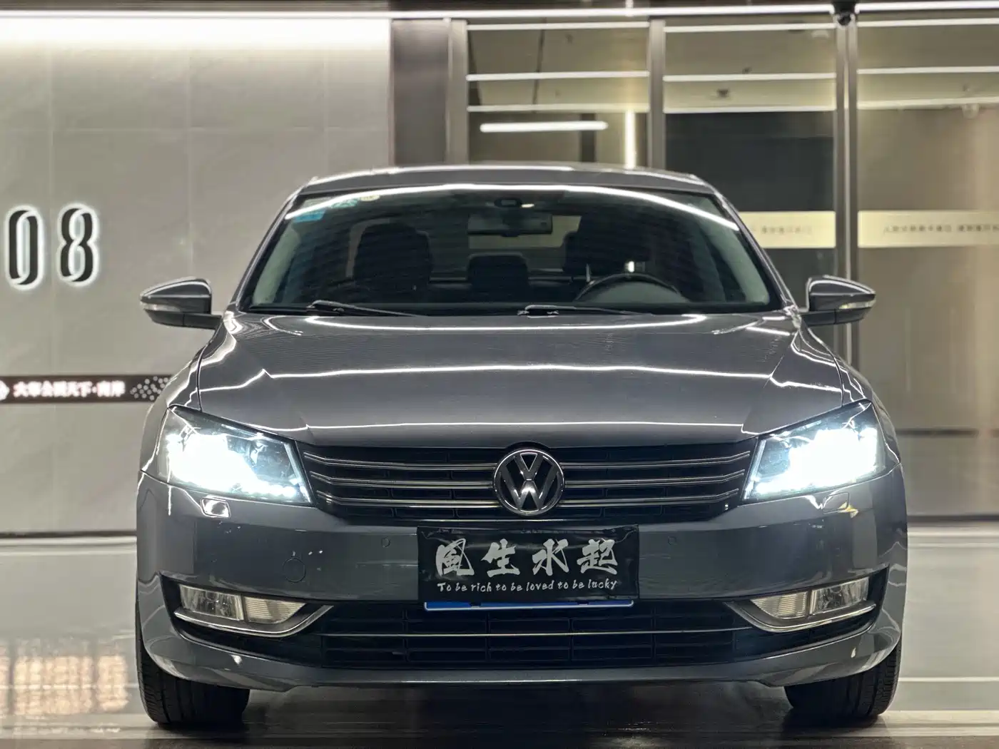 Volkswagen Passat 2014 1.8TSI DSG Executive Edition фото 2