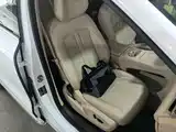 Photo 25 - Shangjie SUV