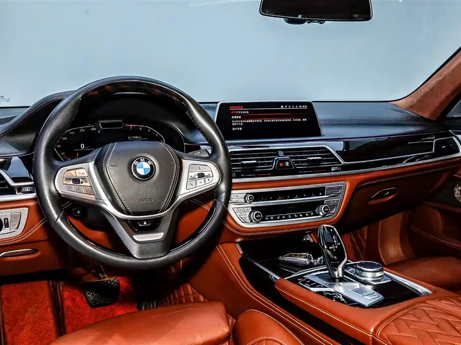 BMW 7 Series 2019 Facelift 740Li xDrive Executive Luxury Package фото 27