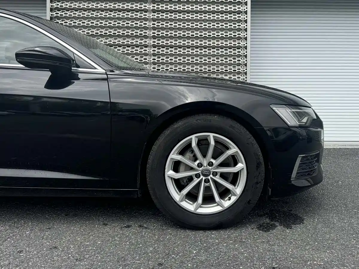 Audi A6L 2019 40 TFSI Luxury Elegance фото 5