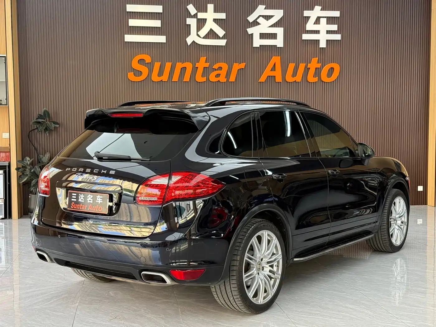 Porsche Cayenne 2011 Cayenne S 4.8L фото 6