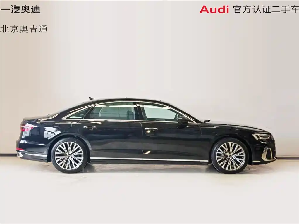 Audi A8 2025 A8L 50 TFSI quattro Exclusive Selection фото 5