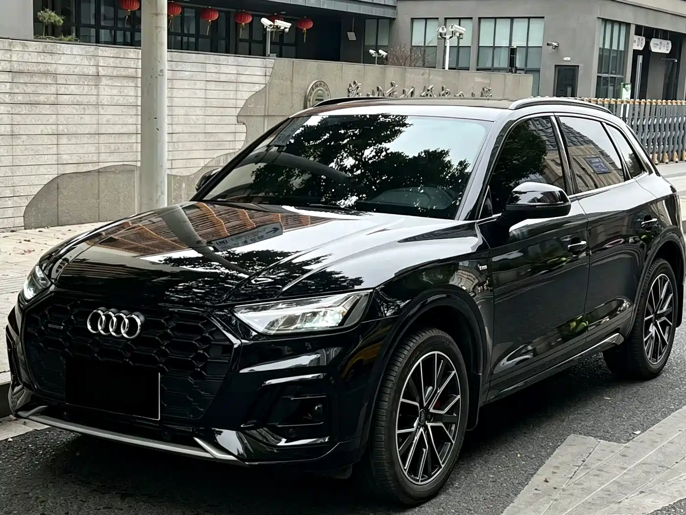 Audi Q5L, 2024 год