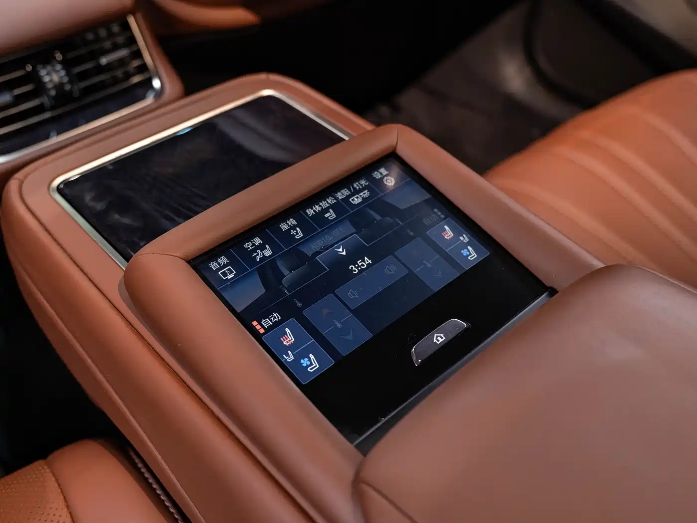 Lexus LS 2018 500h Executive Edition China V фото 18