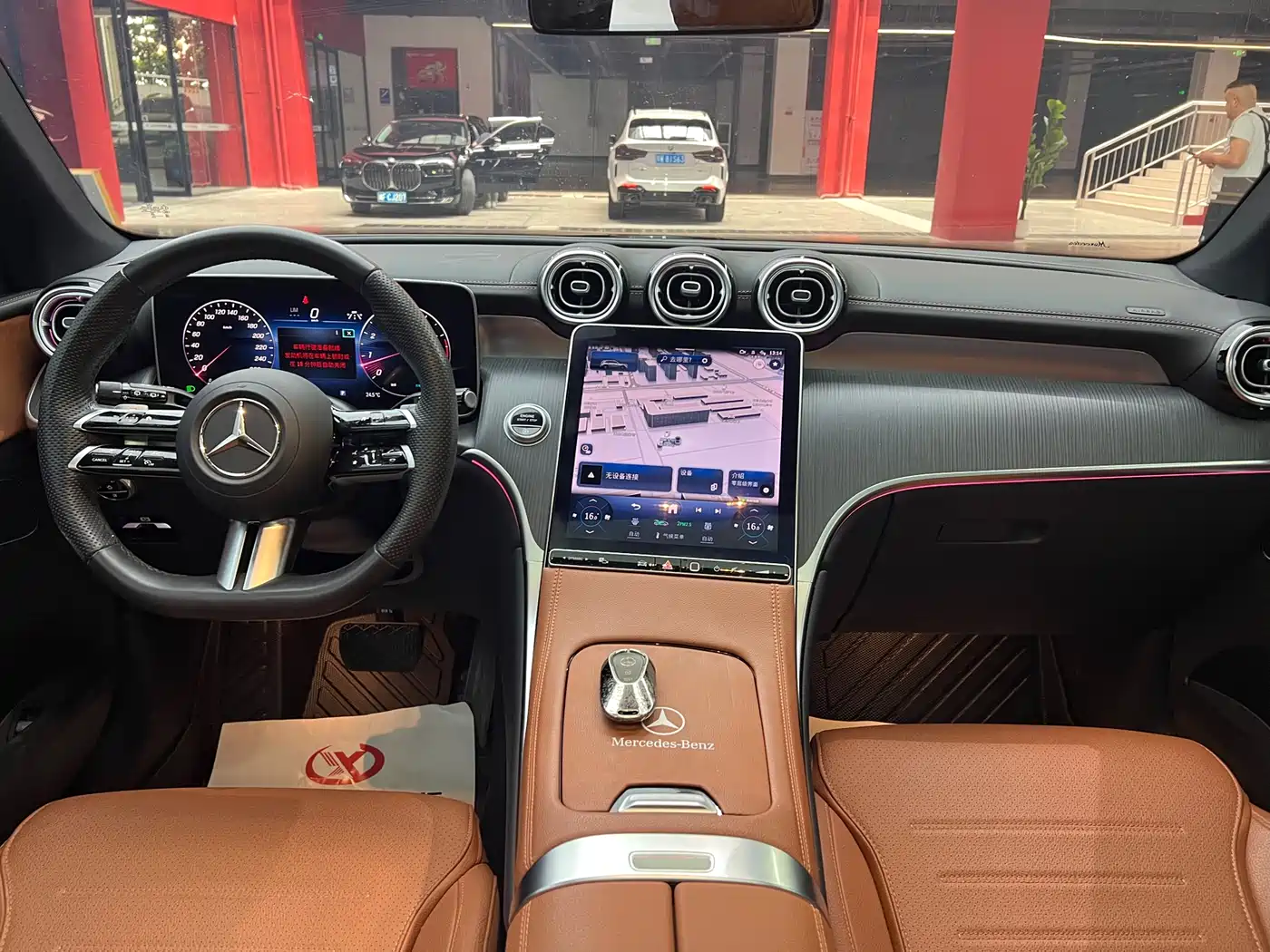 Mercedes-Benz GLC 2024 GLC 260 L 4MATIC Luxury 5-seater фото 9