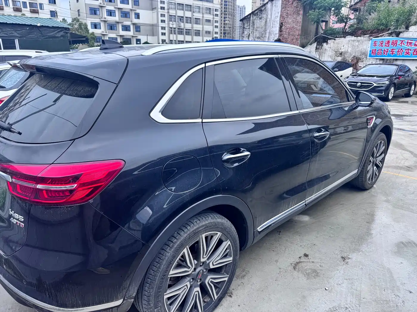 Hongqi HS5 2022 Facelift 2.0T Smart Flag Enjoyment AWD Edition фото 6