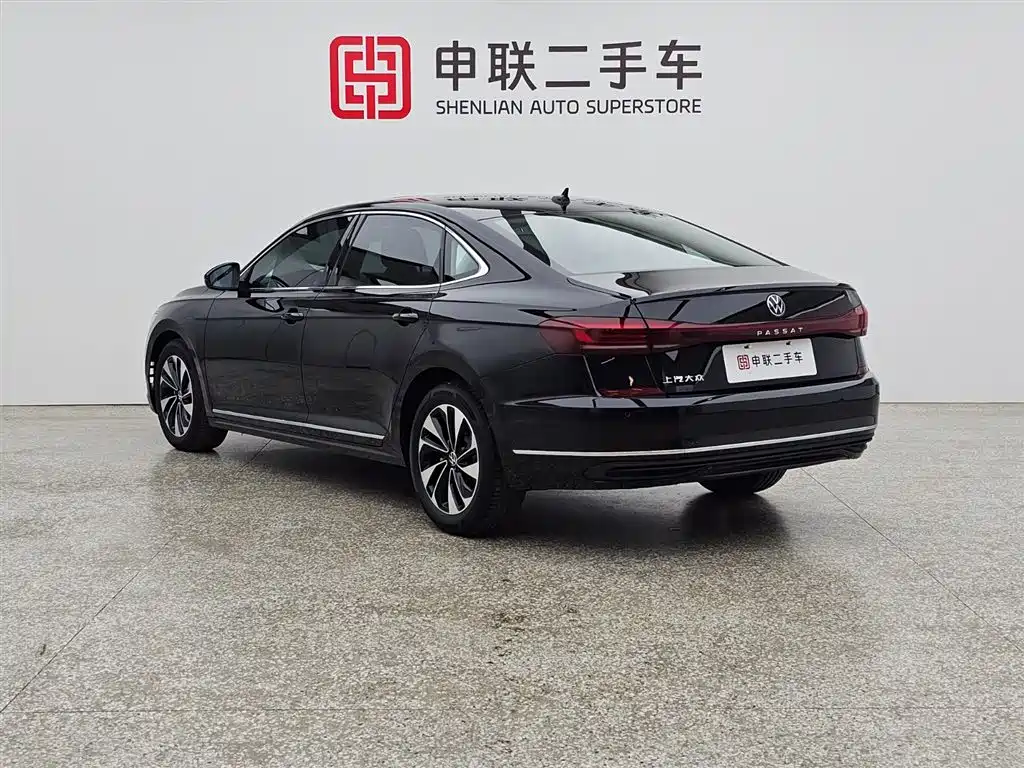 Volkswagen Passat 2024 280TSI Business Edition фото 8