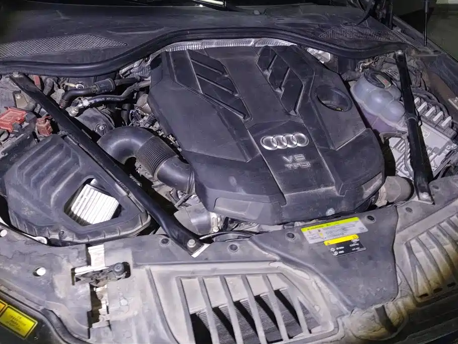 Audi A8 2019 Facelift Plus A8L 55 TFSI quattro Luxury фото 10
