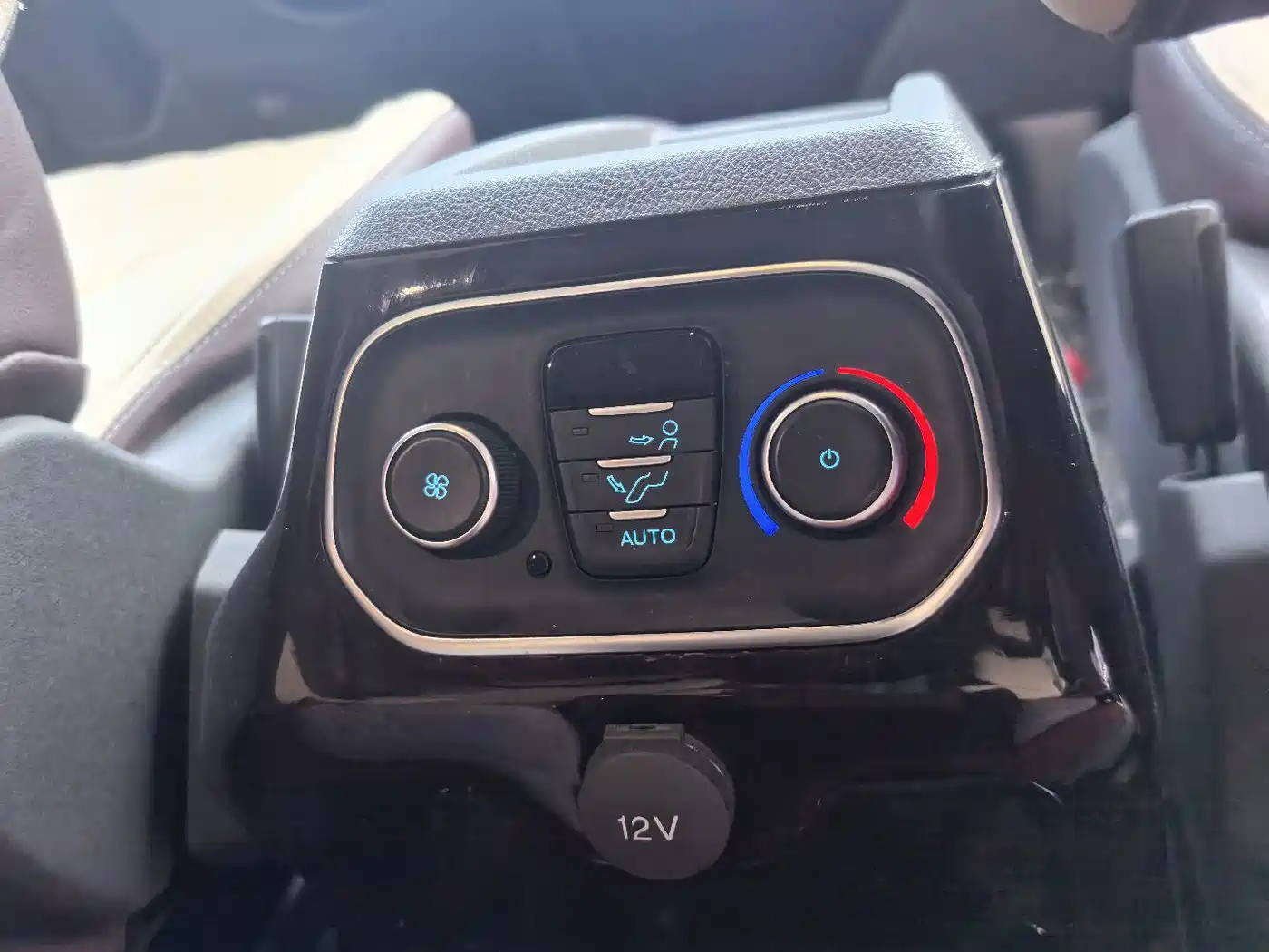 Ford Tourneo 2021 2020 2.0T Auto Jingrui Edition China VI