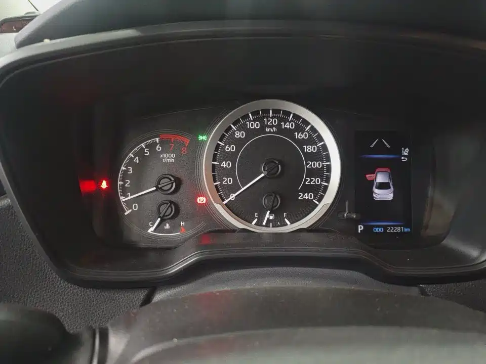 Toyota Corolla 2021 1.2T S-CVT Elite PLUS Edition фото 5