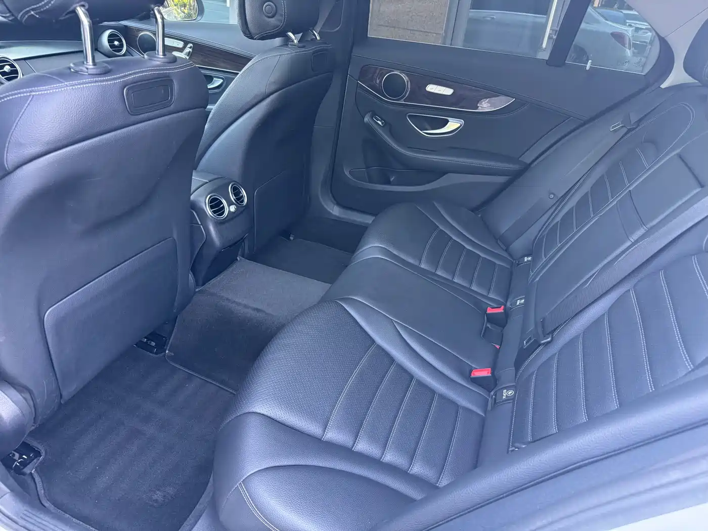 Mercedes-Benz C-Class 2015 Facelift C 200 L фото 8