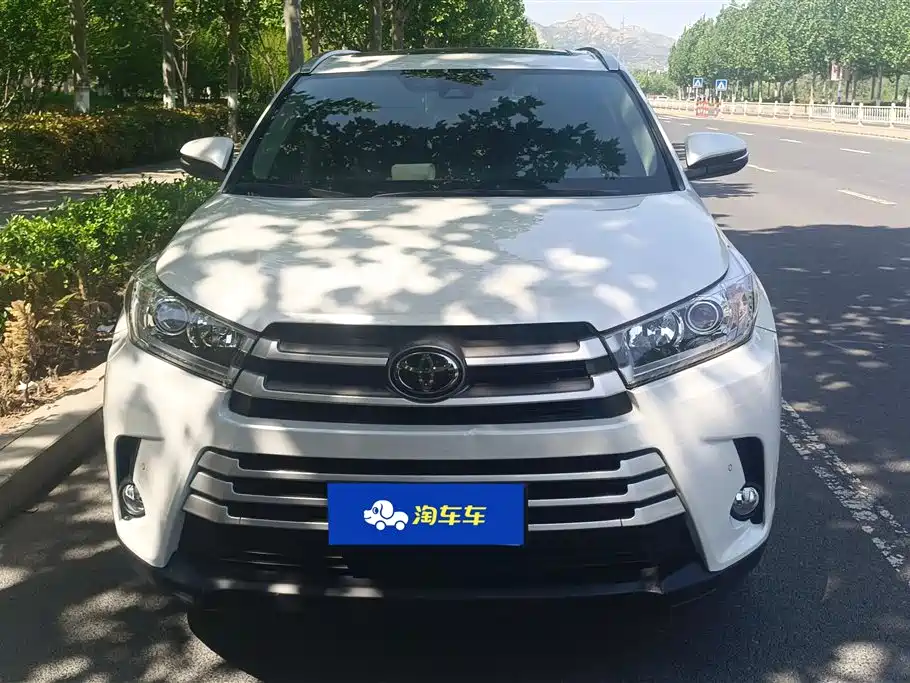 Toyota Highlander 2021 2.0T AWD Luxury 7-Seater фото 2